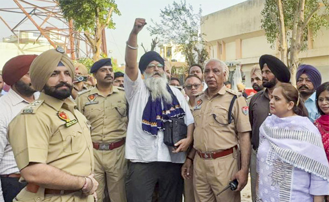 Activist Gurjeet Khalsa brought down from BSNL tower in Patiala after 18 months; says ‘we have won’